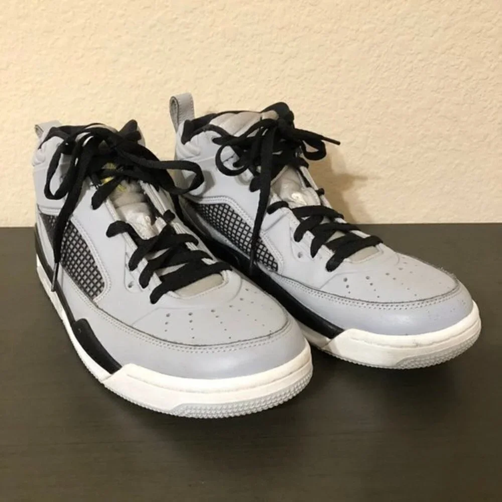 Air Jordan Flight 9.5 Basketball Sneaker